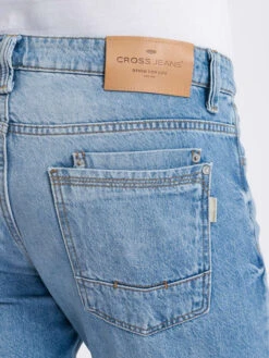 Jeans - Regular Fit - In Hellblau -ChicWelt Verkaufs-Shop cross jeans jeans regular fit in hellblau 5